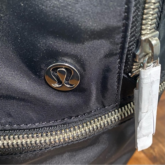 Lululemon City Adventurer Backpack *Mini 11L | Black / Silver - Picture 1 of 16